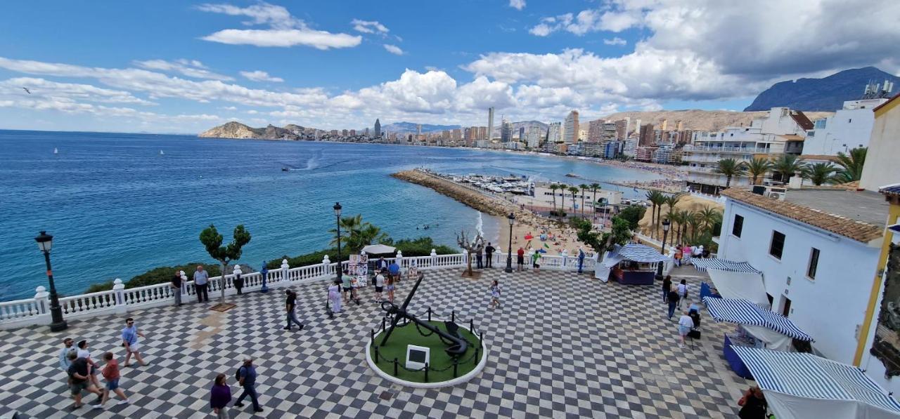 Plaza Santa Ana Apartment Benidorm Bagian luar foto