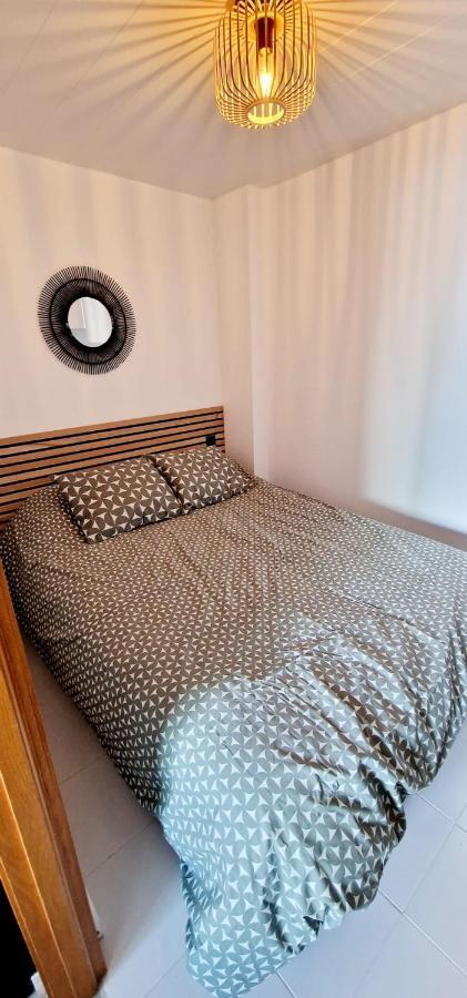 Plaza Santa Ana Apartment Benidorm Bagian luar foto